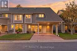 9 DAVY POINT CIRCLE | Georgina Ontario | Slide Image One