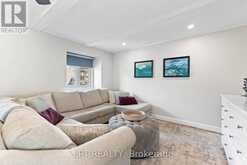 9 DAVY POINT CIRCLE | Georgina Ontario | Slide Image Thirty-four