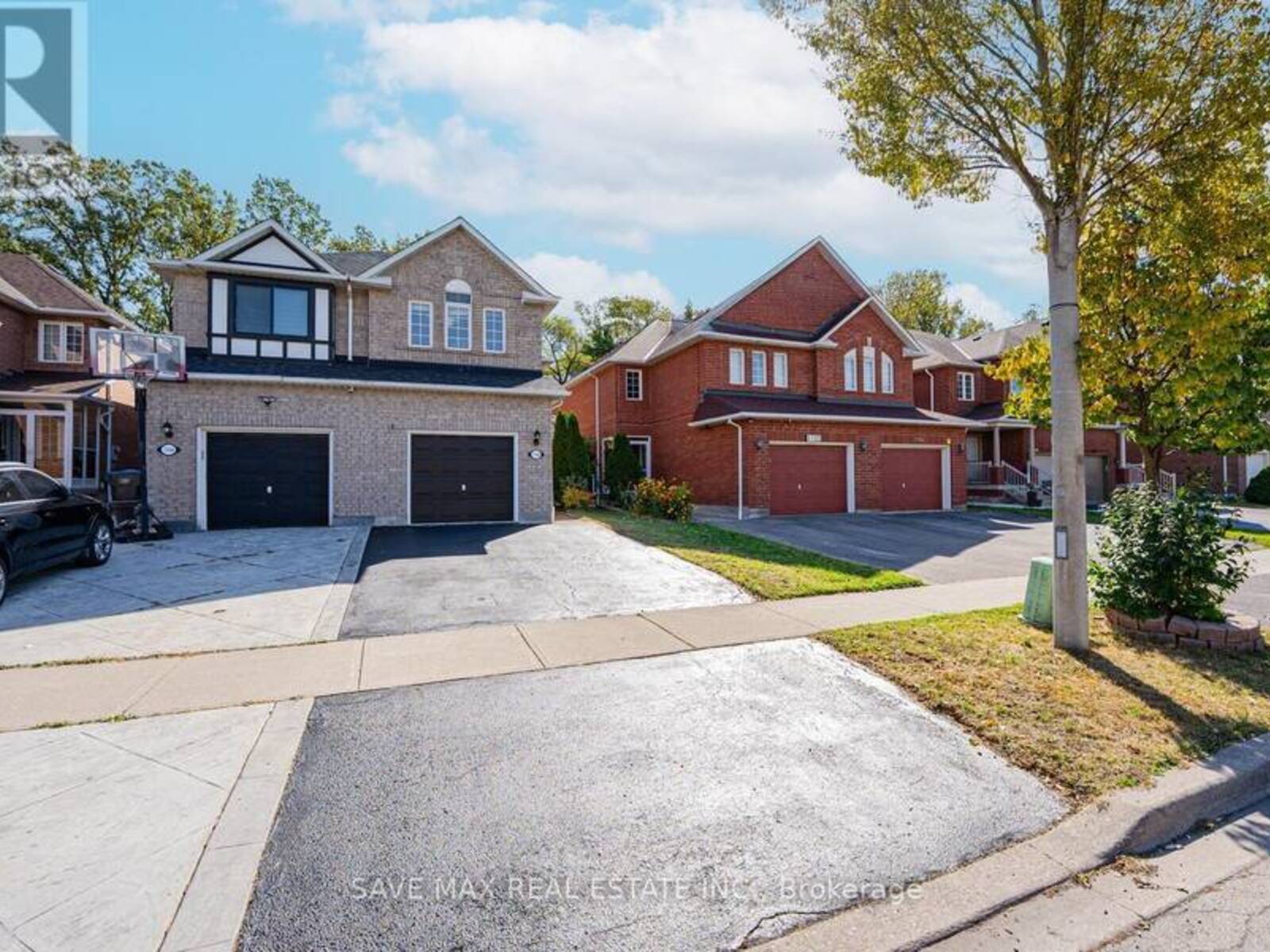 1148 WINDBROOK GROVE, Mississauga, Ontario L5V 2V1