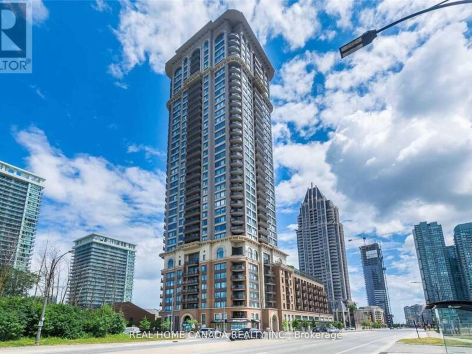 1305 - 385 PRINCE OF WALES DRIVE, Mississauga, Ontario L5B 0C6