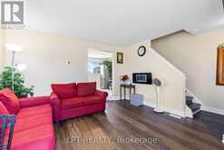 102 THE COUNTRY WAY | Kitchener Ontario | Slide Image Nine