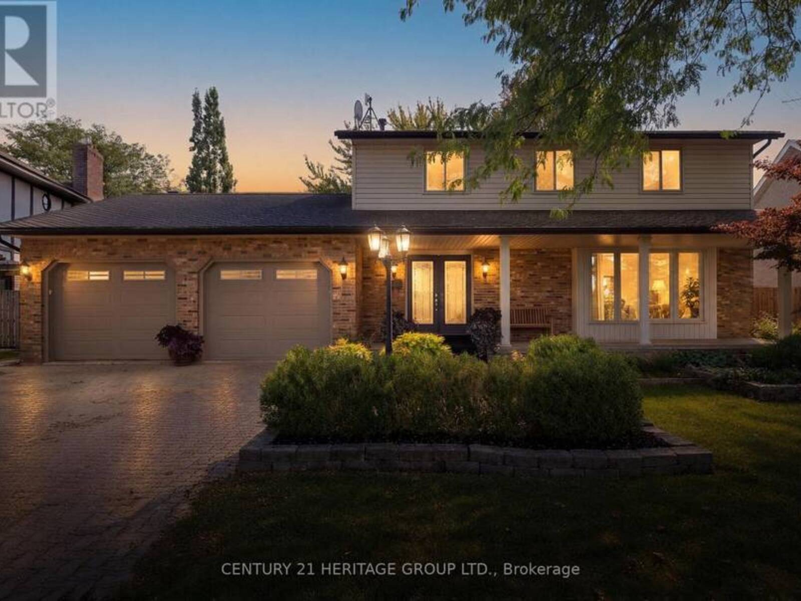 121 SOUTH RIVERVIEW DRIVE, Amherstburg, Ontario N9V 2Y9