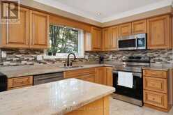 121 SOUTH RIVERVIEW DRIVE | Amherstburg Ontario | Slide Image Fifteen