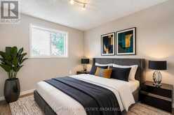 41 SEYMOUR CRESCENT | Barrie Ontario | Slide Image Eleven