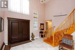 5680 OLDCASTLE CRESCENT | Mississauga Ontario | Slide Image Four