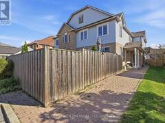148 ROCKHAVEN LANE Hamilton Ontario, L0R 2H6