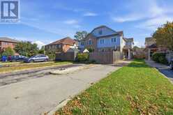 148 ROCKHAVEN LANE | Hamilton Ontario | Slide Image Three