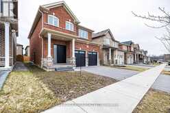 10 MOSES CRESCENT | Clarington Ontario | Slide Image Two