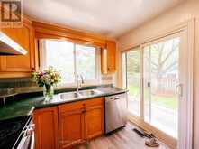 12 GILES COURT | Whitby Ontario | Slide Image Eighteen