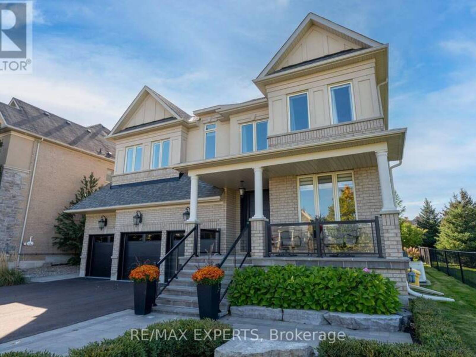 16 THOMAS NOBLE COURT, Nobleton, Ontario L7B 0A3