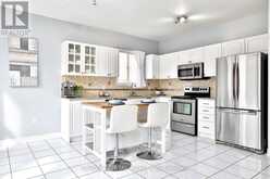 81 TEN OAKS BOULEVARD | Vaughan Ontario | Slide Image Eighteen