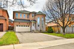 81 TEN OAKS BOULEVARD | Vaughan Ontario | Slide Image Two