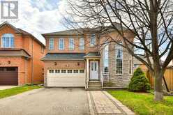 81 TEN OAKS BOULEVARD | Vaughan Ontario | Slide Image Three