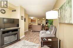 209 - 33 WELDRICK ROAD E | Richmond Hill Ontario | Slide Image Fourteen
