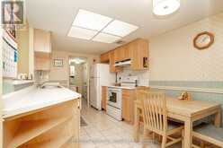 209 - 33 WELDRICK ROAD E | Richmond Hill Ontario | Slide Image Sixteen