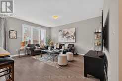 1285 DIAS LANDING | Milton Ontario | Slide Image Thirteen