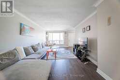 37 PAWNEE AVENUE | Toronto Ontario | Slide Image Twelve