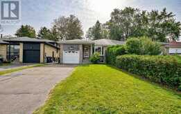 131 DARLINGSIDE DRIVE | Toronto Ontario | Slide Image Two