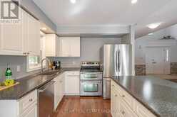 12 VALLEY VIEW DRIVE | Springwater Ontario | Slide Image Six