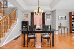 30 SUN KING CRESCENT | Barrie Ontario | Slide Image Seven