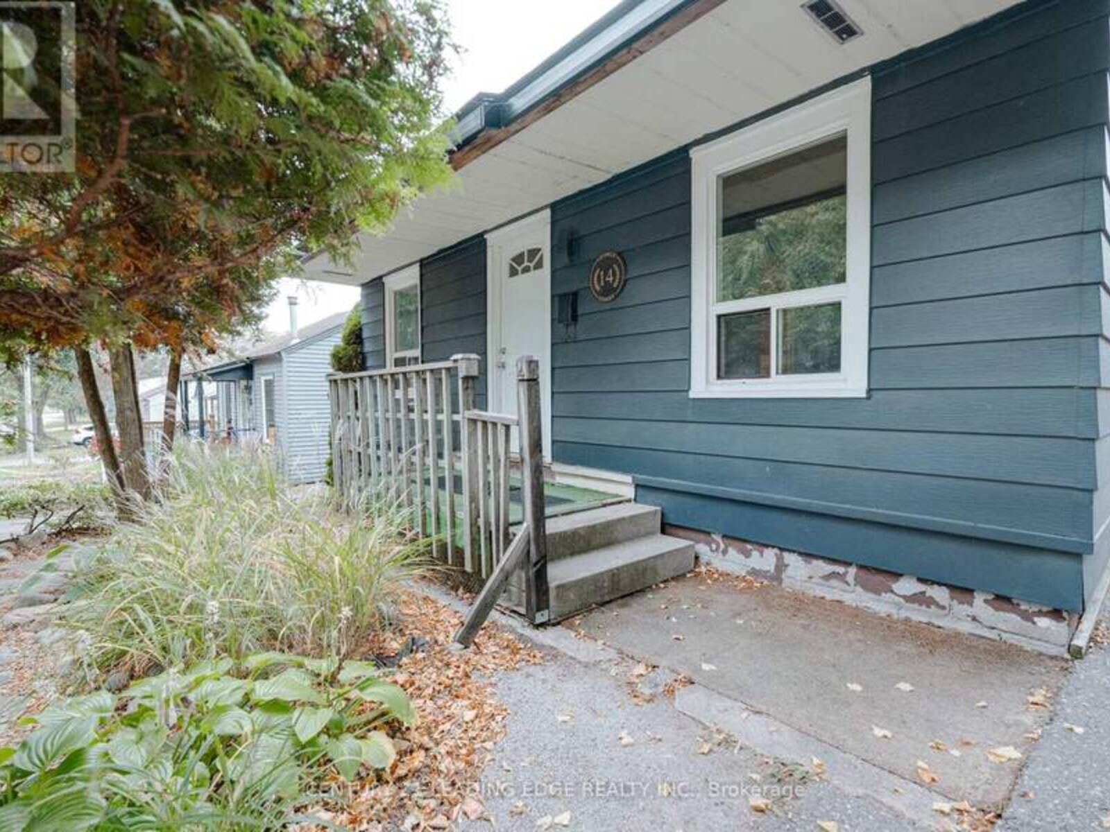 14 GEORGE STREET, Ajax, Ontario L1S 1S5