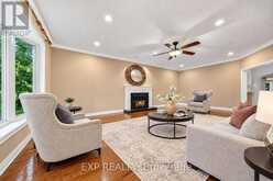 2 SHALLMAR GARDENS | Richmond Hill Ontario | Slide Image Twelve