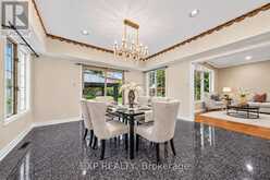 2 SHALLMAR GARDENS | Richmond Hill Ontario | Slide Image Fifteen