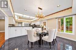 2 SHALLMAR GARDENS | Richmond Hill Ontario | Slide Image Sixteen