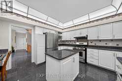 2 SHALLMAR GARDENS | Richmond Hill Ontario | Slide Image Eighteen