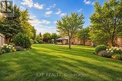 2 SHALLMAR GARDENS | Richmond Hill Ontario | Slide Image Thirty-six