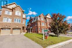 45 PADBURY TRAIL | Brampton Ontario | Slide Image Two