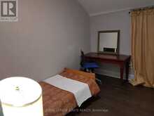 112 WARD AVENUE | Hamilton Ontario | Slide Image Thirteen