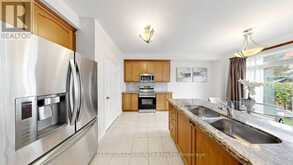 6 HOMERTON AVENUE | Richmond Hill Ontario | Slide Image Twelve