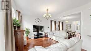 6 HOMERTON AVENUE | Richmond Hill Ontario | Slide Image Four