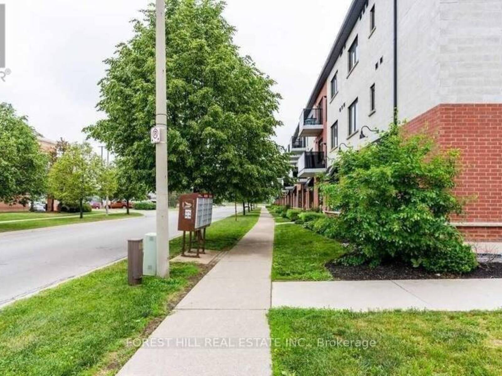 313 - 170 ROCKHAVEN LANE, Hamilton, Ontario L8B 1B5