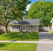 85 WILLIAMSBURG ROAD | Kitchener Ontario | Slide Image Two