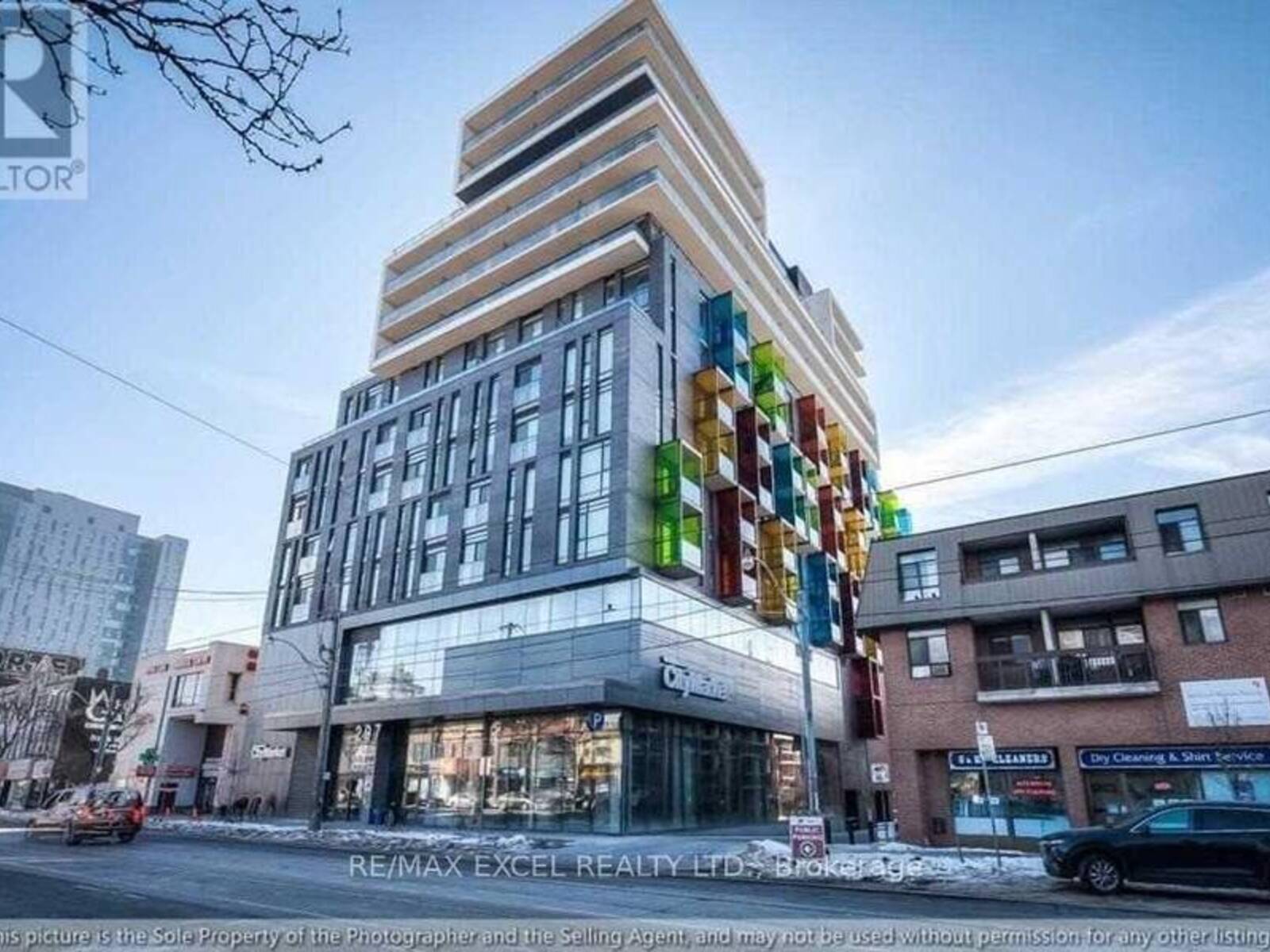 1001 - 297 COLLEGE STREET, Toronto, Ontario M5T 1S2