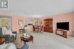 507 - 5 WELDRICK ROAD W | Richmond Hill Ontario | Slide Image Eighteen
