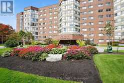 507 - 5 WELDRICK ROAD W | Richmond Hill Ontario | Slide Image One