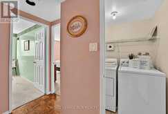 507 - 5 WELDRICK ROAD W | Richmond Hill Ontario | Slide Image Thirty