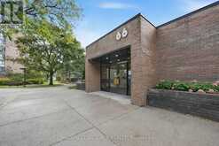 507 - 5 WELDRICK ROAD W | Richmond Hill Ontario | Slide Image Thirty-seven