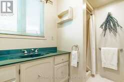 40 STUNDEN LANE | Barrie Ontario | Slide Image Thirteen