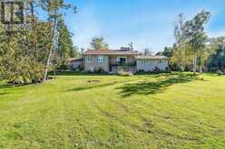 40 STUNDEN LANE | Barrie Ontario | Slide Image Thirty-three