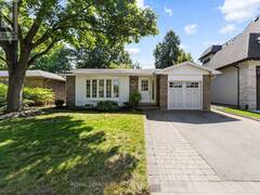 220 CHEBUCTO DRIVE Oakville Ontario, L6J 5P9