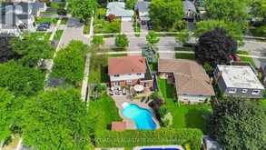 2528 FRANKFIELD ROAD | Mississauga Ontario | Slide Image Four