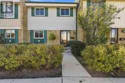 87 - 2779 GANANOQUE DRIVE | Mississauga Ontario | Slide Image Four