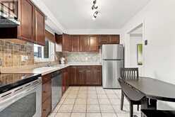 87 - 2779 GANANOQUE DRIVE | Mississauga Ontario | Slide Image Six