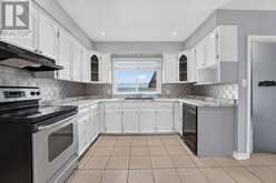 320 MUD STREET | Grimsby Ontario | Slide Image Ten