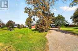 320 MUD STREET | Grimsby Ontario | Slide Image Two