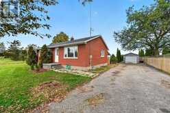320 MUD STREET | Grimsby Ontario | Slide Image Four
